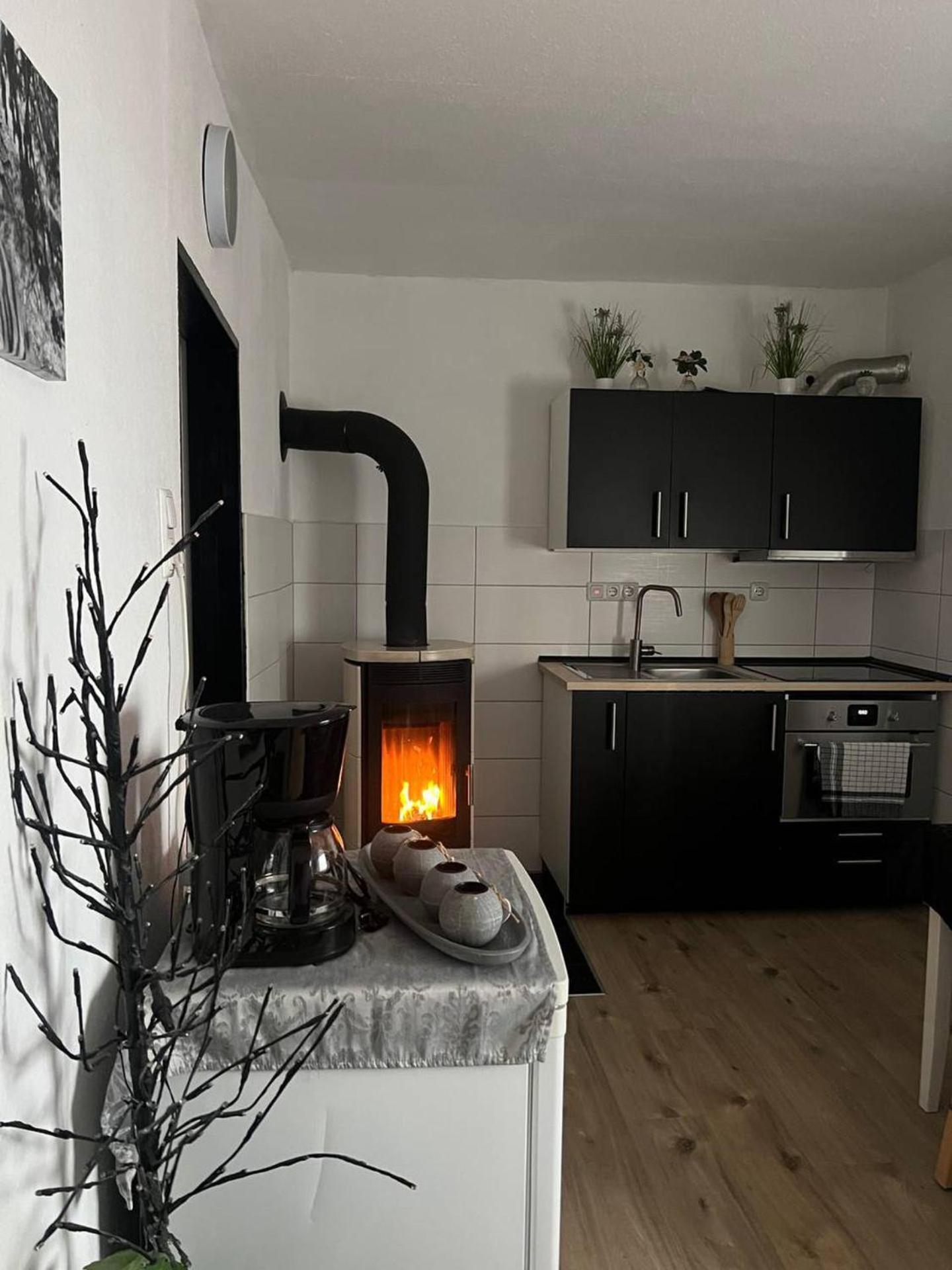Lovely 1-Bed Apartment In Koblenz Koblenz  Exterior photo